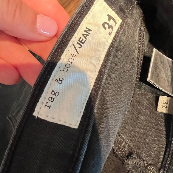 NWT Rag & Bone 10in Capri with Slit Distressed Faded Skinny Jeans Size 31 - Picture 12 of 12